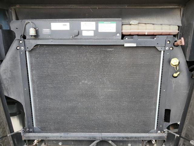 4UZFCUCY7DCFJ6658 - 2013 FREIGHTLINER CHASSIS XC კრემისფერი ფოტო 7