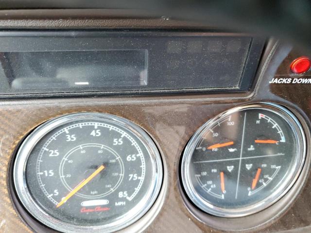 4UZFCUCY7DCFJ6658 - 2013 FREIGHTLINER CHASSIS XC კრემისფერი ფოტო 8