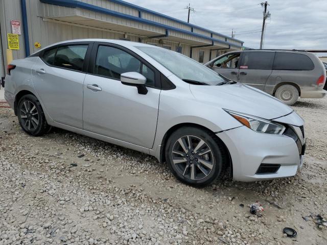 3N1CN8EV1ML895222 - 2021 NISSAN VERSA SV SILVER photo 4