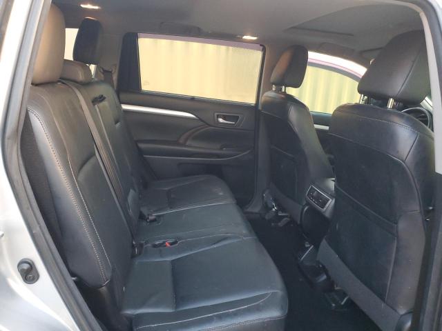 5TDKKRFH6GS123300 - 2016 TOYOTA HIGHLANDER XLE SILVER photo 11