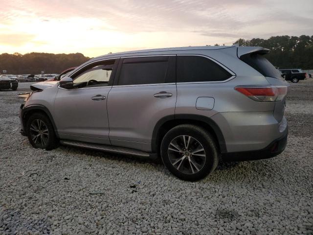 5TDKKRFH6GS123300 - 2016 TOYOTA HIGHLANDER XLE SILVER photo 2