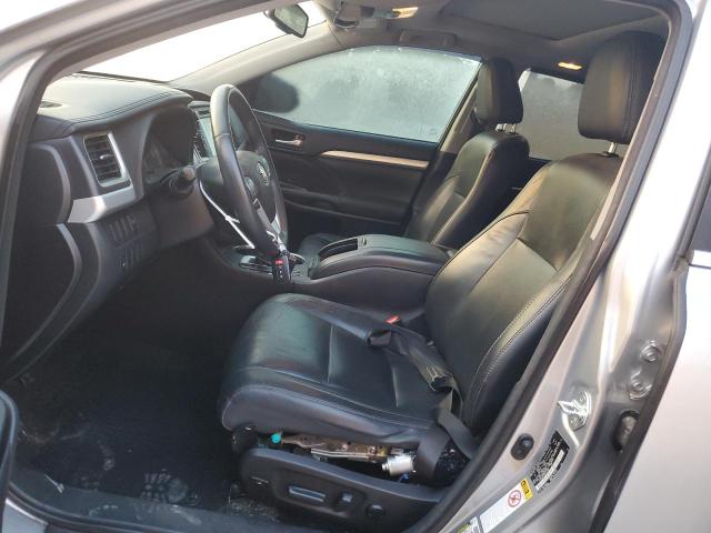 5TDKKRFH6GS123300 - 2016 TOYOTA HIGHLANDER XLE SILVER photo 7