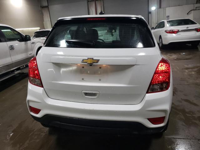 KL7CJKSB0HB176175 - 2017 CHEVROLET TRAX LS WHITE photo 6