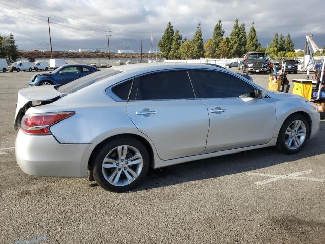 1N4AL3AP0FC282968 - 2015 NISSAN ALTIMA 2.5 SILVER photo 3