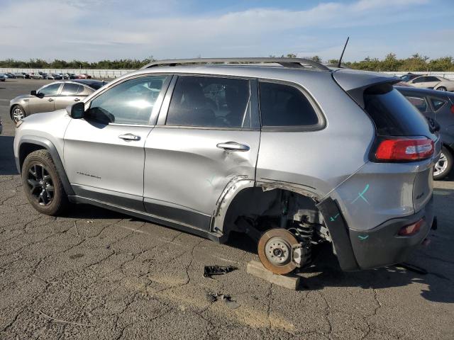 1C4PJMBS8GW109864 - 2016 JEEP CHEROKEE TRAILHAWK GRAY photo 2