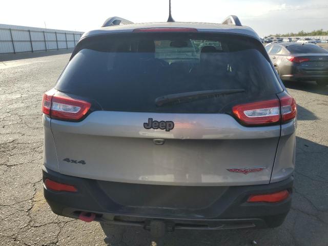 1C4PJMBS8GW109864 - 2016 JEEP CHEROKEE TRAILHAWK GRAY photo 6