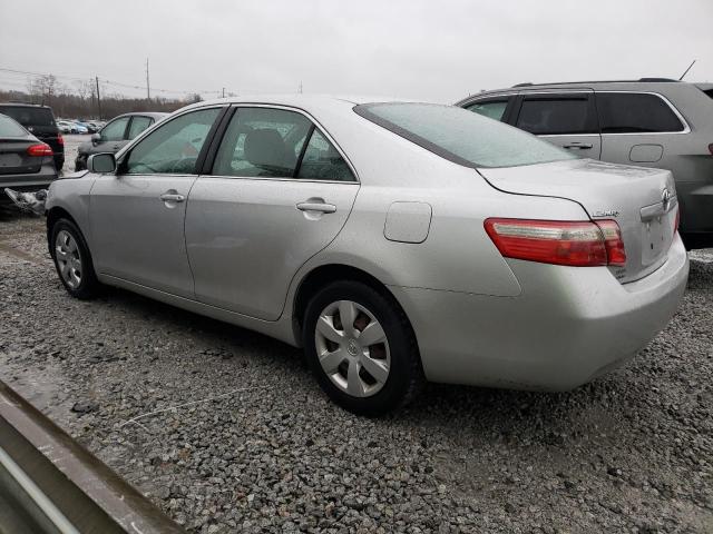 4T4BE46K58R045130 - 2008 TOYOTA CAMRY CE SILVER photo 2