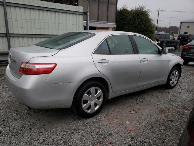 4T4BE46K58R045130 - 2008 TOYOTA CAMRY CE SILVER photo 3