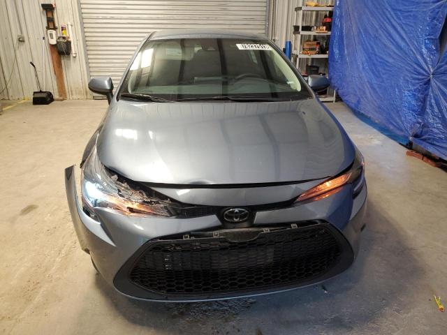 5YFEPMAE0MP246853 - 2021 TOYOTA COROLLA LE GRAY photo 5