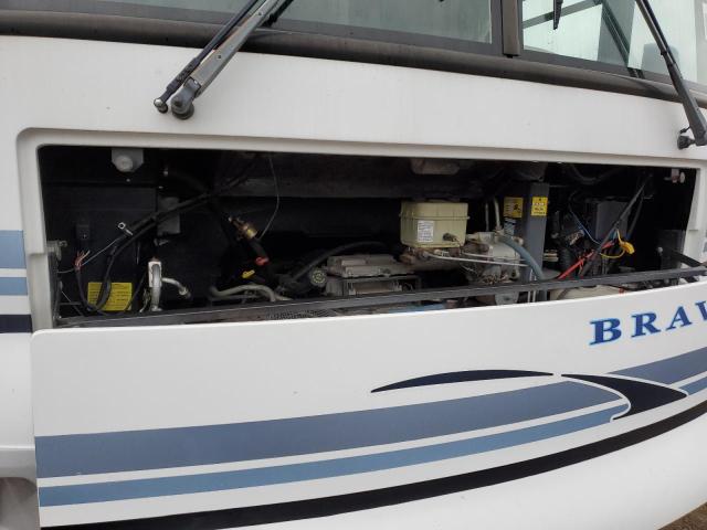 5B4MP67GX23352285 - 2002 WINNEBAGO MOTORHOME W22 WHITE photo 7