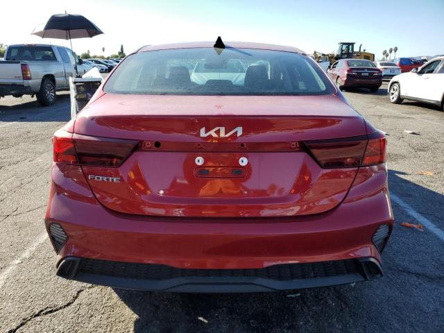 3KPF24AD9PE527761 - 2023 KIA FORTE LX RED photo 6