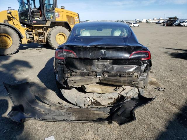 5YJ3E1EB6JF078641 - 2018 TESLA MODEL 3 Qara foto 6
