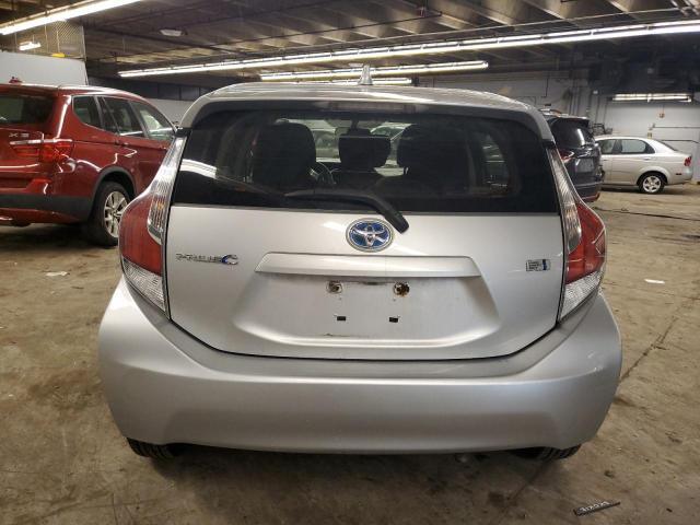 JTDKDTB38F1111470 - 2015 TOYOTA PRIUS C SILVER photo 6