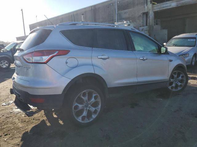 1FMCU9J99EUA88626 - 2014 FORD ESCAPE TITANIUM SILVER photo 3