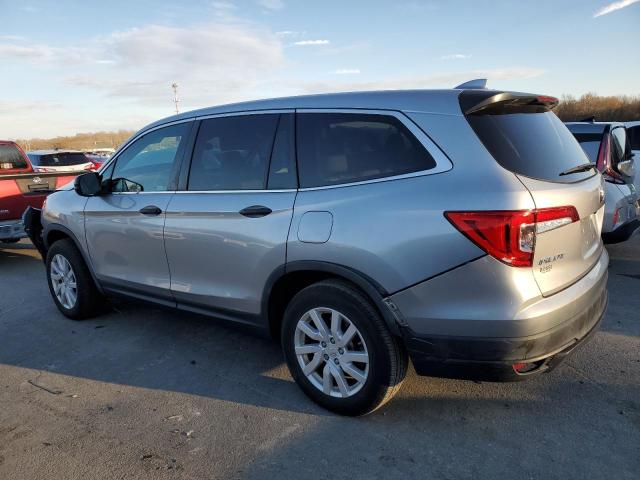 5FNYF6H19LB032923 - 2020 HONDA PILOT LX SILVER photo 2