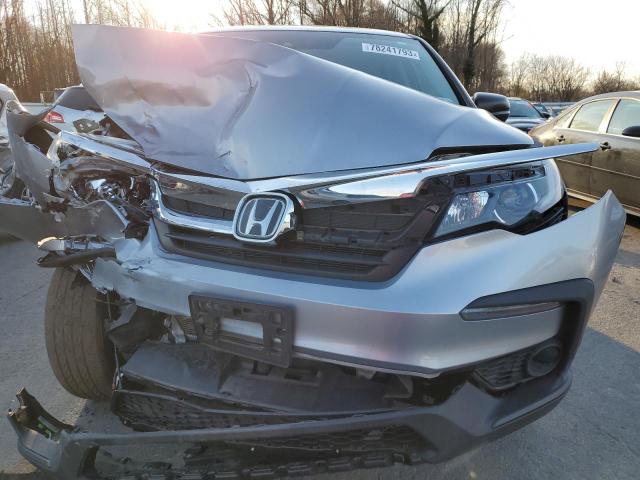 5FNYF6H19LB032923 - 2020 HONDA PILOT LX SILVER photo 5