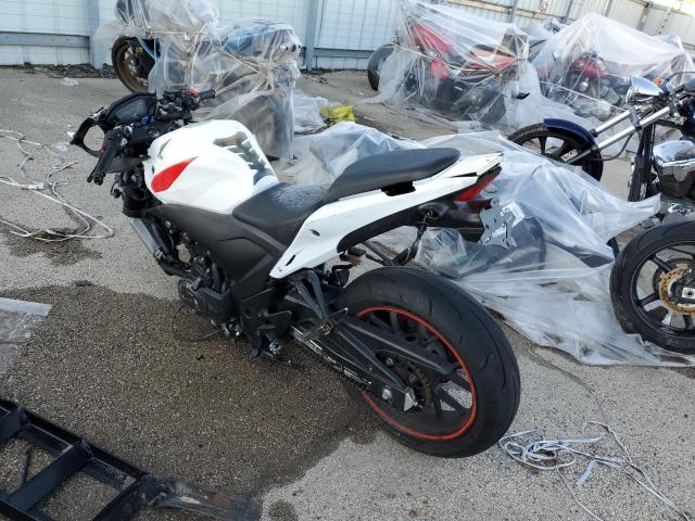 MLHPC4419D5002822 - 2013 HONDA CBR500 R WHITE photo 3