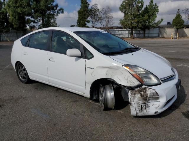 JTDKB20U883359088 - 2008 TOYOTA PRIUS WHITE photo 4