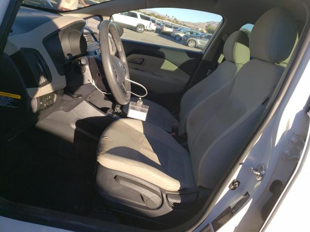 KNADM4A36C6041916 - 2012 KIA RIO LX WHITE photo 7