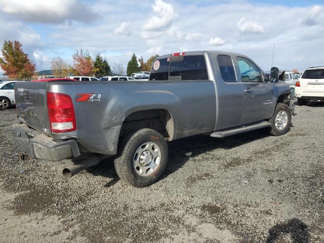 1GTHK29618E181379 - 2008 GMC SIERRA K2500 HEAVY DUTY GRAY photo 3