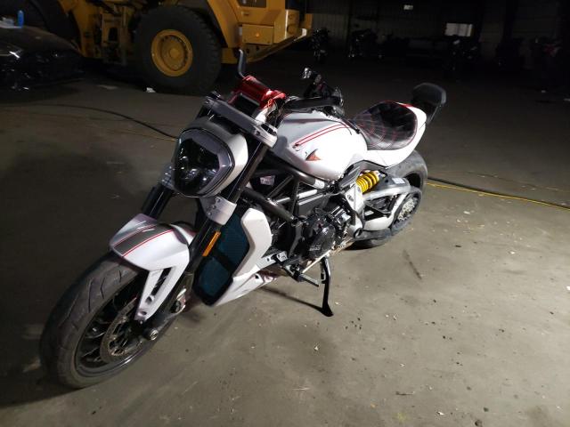 ZDM13BKW2KB009917 - 2019 DUCATI XDIAVEL WHITE photo 2