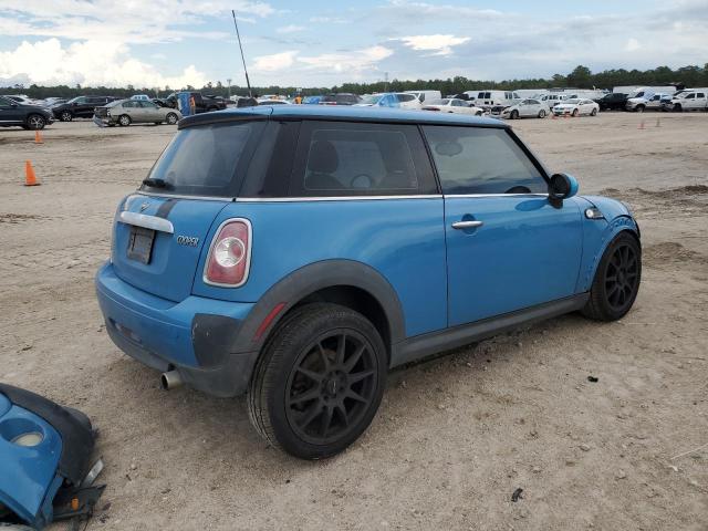WMWSU3C51DT545471 - 2013 MINI COOPER BLUE photo 3