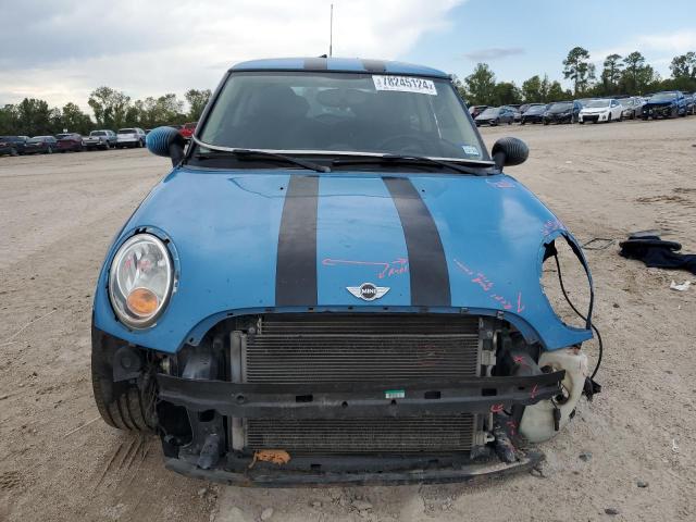 WMWSU3C51DT545471 - 2013 MINI COOPER BLUE photo 5
