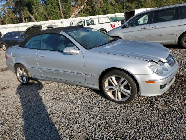 WDBTK56H96F191584 - 2006 MERCEDES-BENZ CLK 350 SILVER photo 4