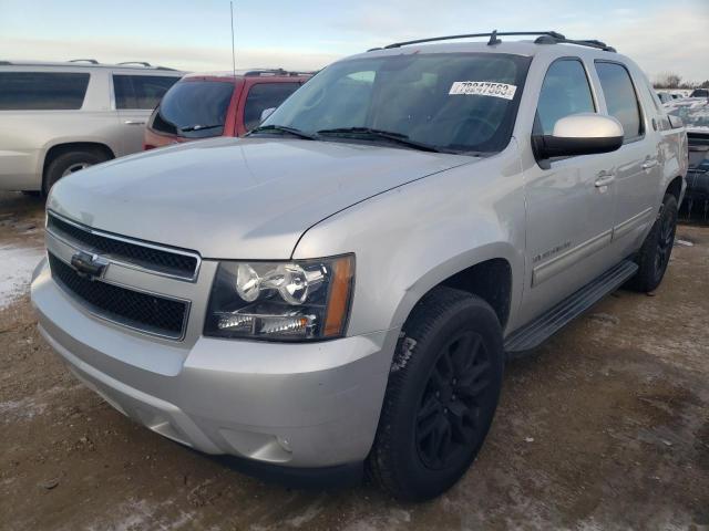 3GNTKEE76DG139925 - 2013 CHEVROLET AVALANCHE LS SILVER photo 1