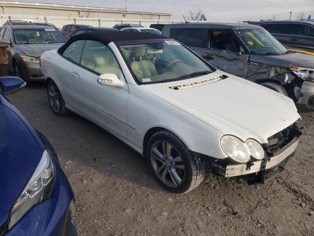 WDBTK56F77F206034 - 2007 MERCEDES-BENZ CLK 350 WHITE photo 4