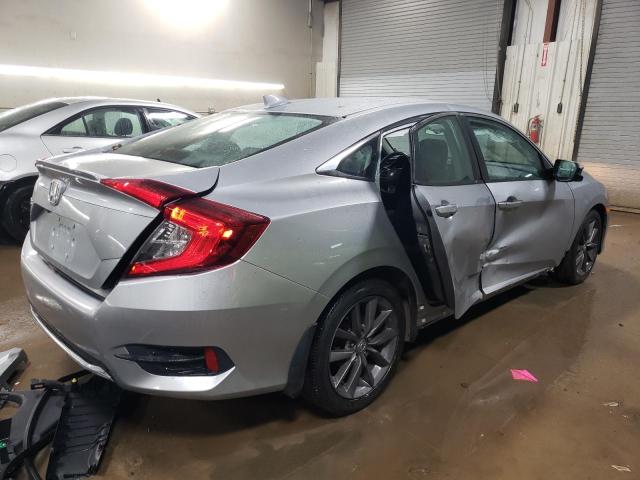 19XFC1F38KE002677 - 2019 HONDA CIVIC EX SILVER photo 3