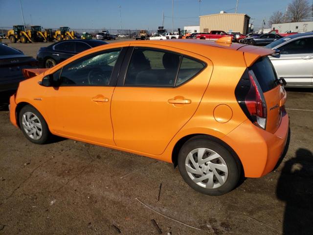 JTDKDTB38F1110402 - 2015 TOYOTA PRIUS C ORANGE photo 2