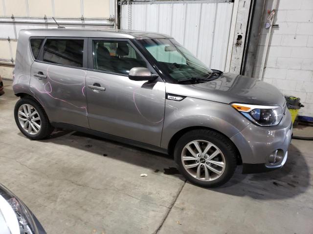 KNDJP3A54J7550077 - 2018 KIA SOUL + GRAY photo 4