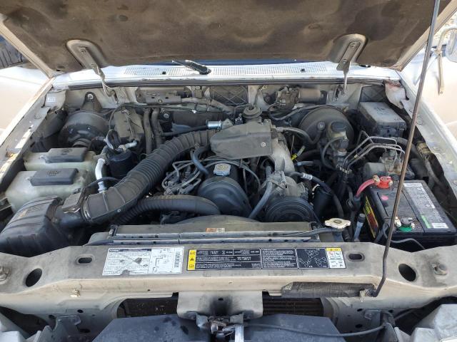 4F4YR12CX1TM05554 - 2001 MAZDA B2500 SILVER photo 11