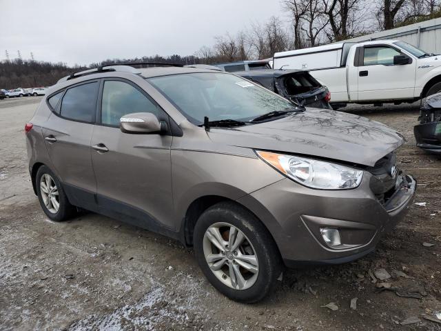 KM8JUCAC1DU696428 - 2013 HYUNDAI TUCSON GLS BROWN photo 4