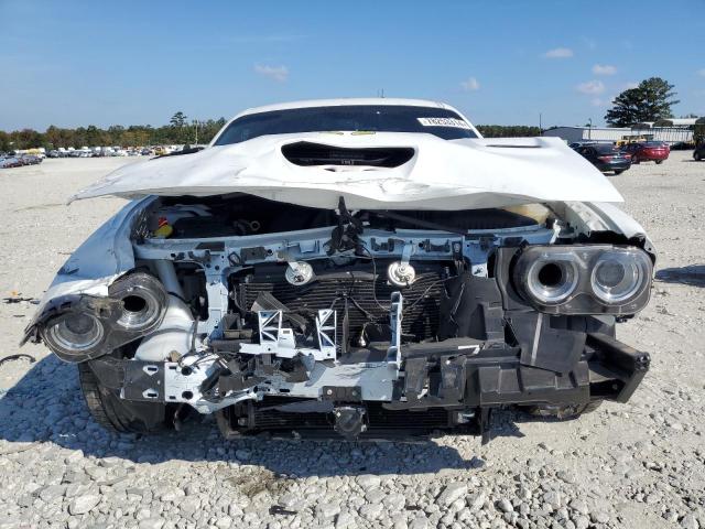 2C3CDZFJ8PH575074 - 2023 DODGE CHALLENGER R/T SCAT PACK WHITE photo 5