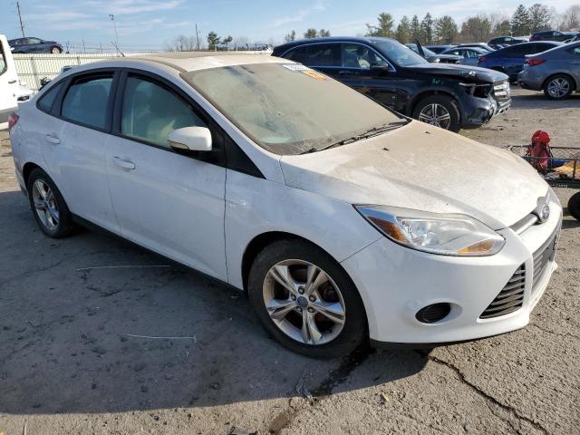 1FADP3F22DL193317 - 2013 FORD FOCUS SE WHITE photo 4