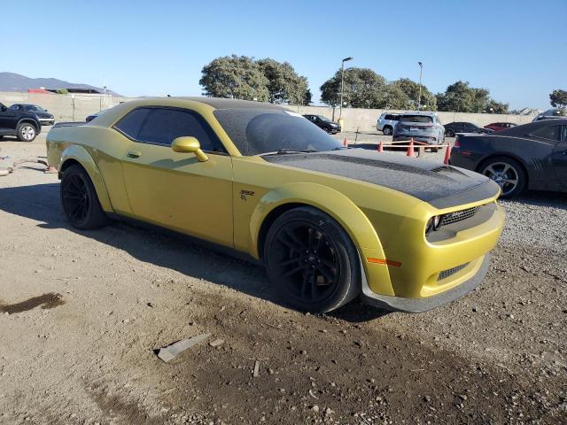 2C3CDZFJ6MH590135 - 2021 DODGE CHALLENGER R/T SCAT PACK YELLOW photo 4