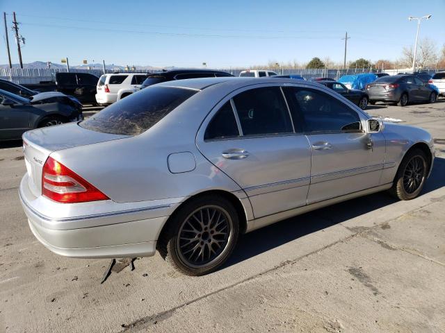 WDBRF81J04F451149 - 2004 MERCEDES-BENZ C 240 4MATIC SILVER photo 3