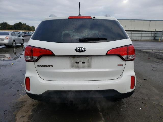 5XYKT4A62FG633550 - 2015 KIA SORENTO LX WHITE photo 6