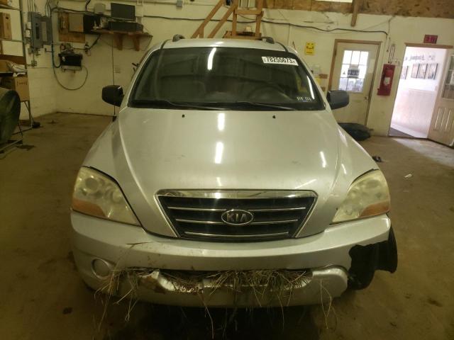 KNDJC735785786860 - 2008 KIA SORENTO EX SILVER photo 5