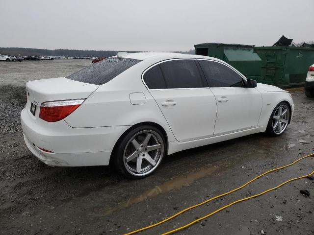 WBANU53549C119354 - 2009 BMW 528 I WHITE photo 3