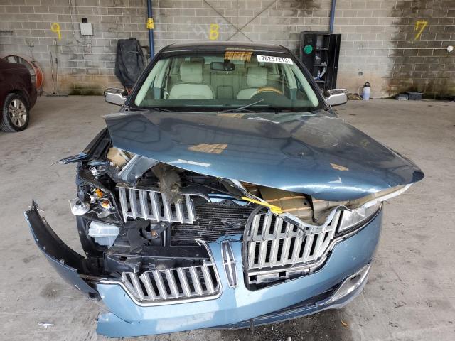 3LNHL2GC8CR833860 - 2012 LINCOLN MKZ BLUE photo 5