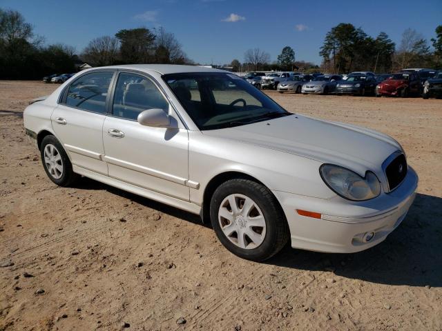 KMHWF25S54A914707 - 2004 HYUNDAI SONATA GL WHITE photo 4