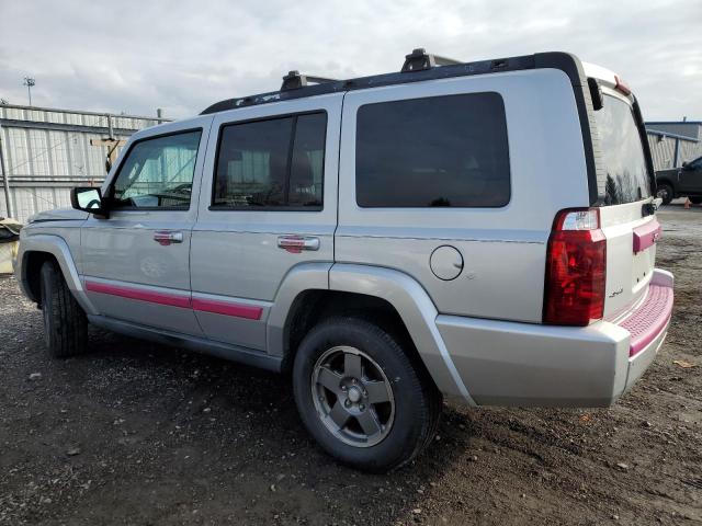 1J8HG48KX7C501720 - 2007 JEEP COMMANDER SILVER photo 2