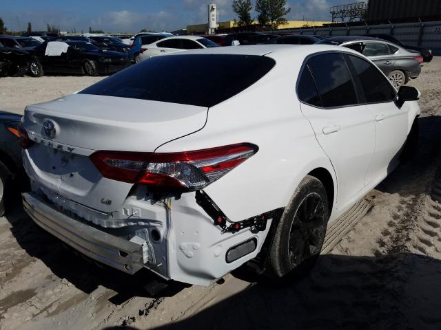 4T1B11HK4JU136655 - 2018 TOYOTA CAMRY L WHITE photo 4