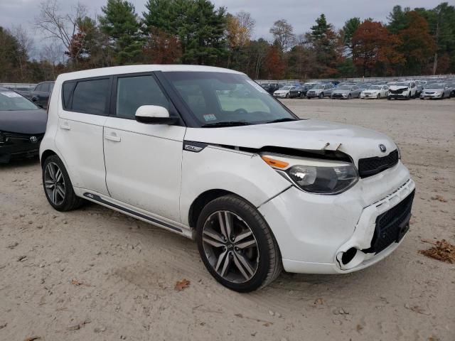 KNDJP3A53G7401913 - 2016 KIA SOUL + WHITE photo 4