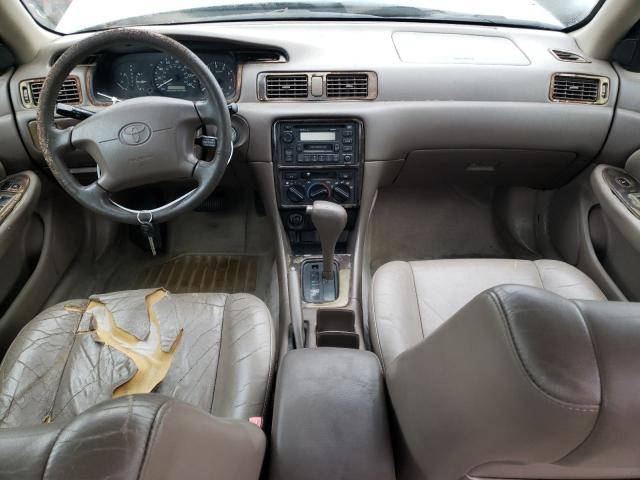 4T1BF28K3WU074213 - 1998 TOYOTA CAMRY CE BEIGE photo 8