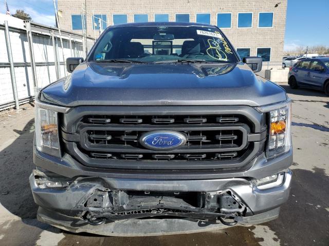 1FTFW1ED0NFB19973 - 2022 FORD F150 SUPERCREW GRAY photo 5