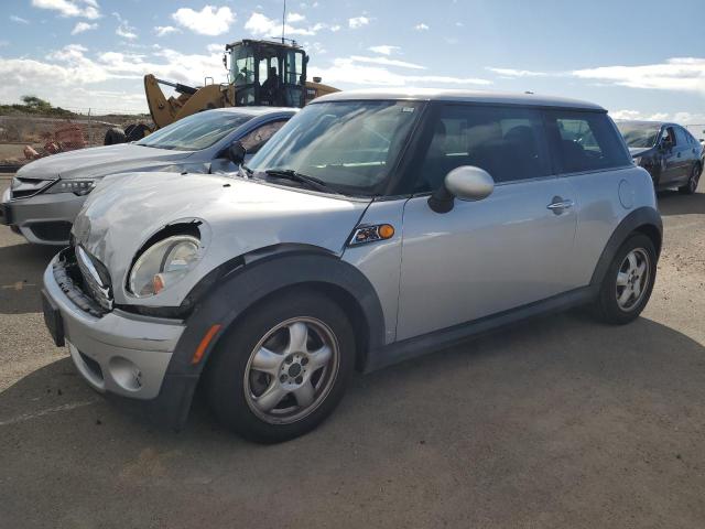 2010 MINI COOPER, 